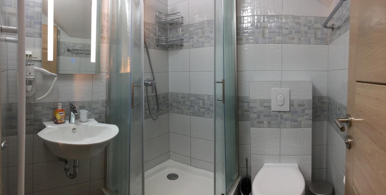 Sobe-Rooms Kvatric Zagreb Exterior photo