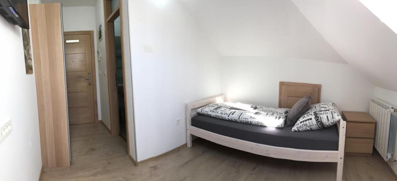 Sobe-Rooms Kvatric Zagreb Exterior photo